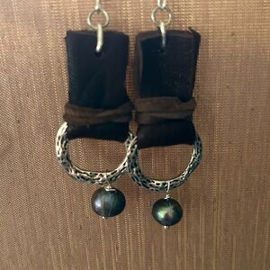 Elegant Black and Silver Earrings